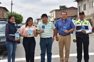 Campa&ntilde;a "Si tienes cabeza &uacute;salo" en el cant&oacute;n Isidro Ayora