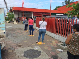 Cumplimiento de ciudadanos al respetar distanciamiento de se&ntilde;alizaci&oacute;n horizontal