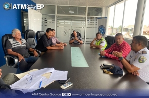 REUNI&Oacute;N DE TRABAJO CON COMPA&Ntilde;IAS DE TRANSPORTE MOTOTAXI CANT&Oacute;N NOBOL