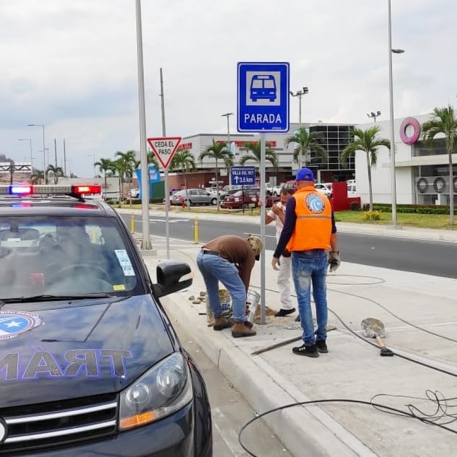 Urbanizaci&oacute;n La Joya, cuenta con nueva parada de bus